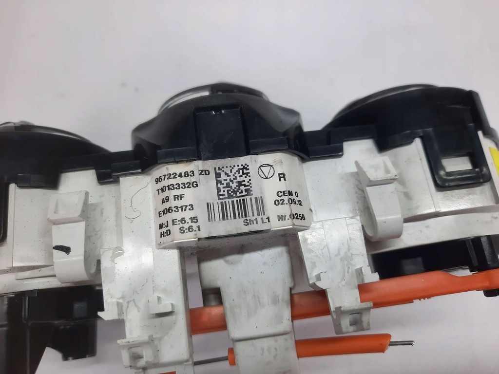 фото №5, Панель управление обдув кондиционер 96722483zd peugeot 208 1 i