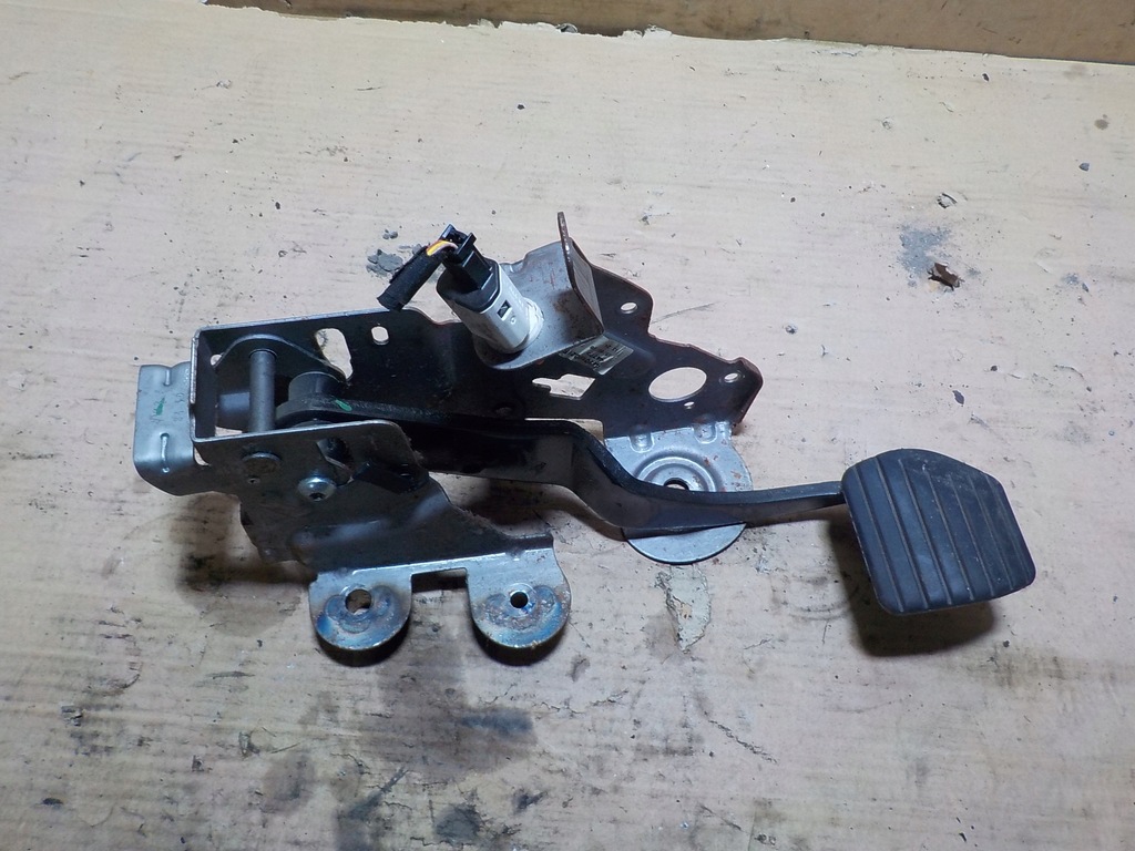 фото №5, Педаль гальма renalut fluence 10r 465010021r