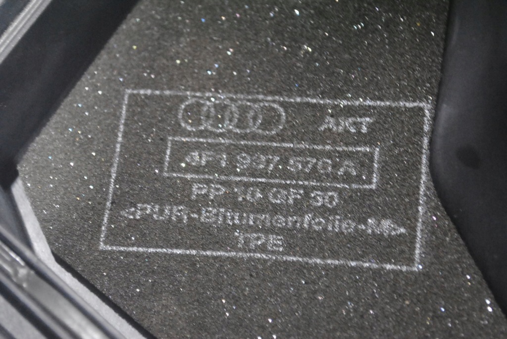 Корпус коробка запобіжників 4f1937575a, 4f1937570a audi a6 c6 2.4 v6 Недорого