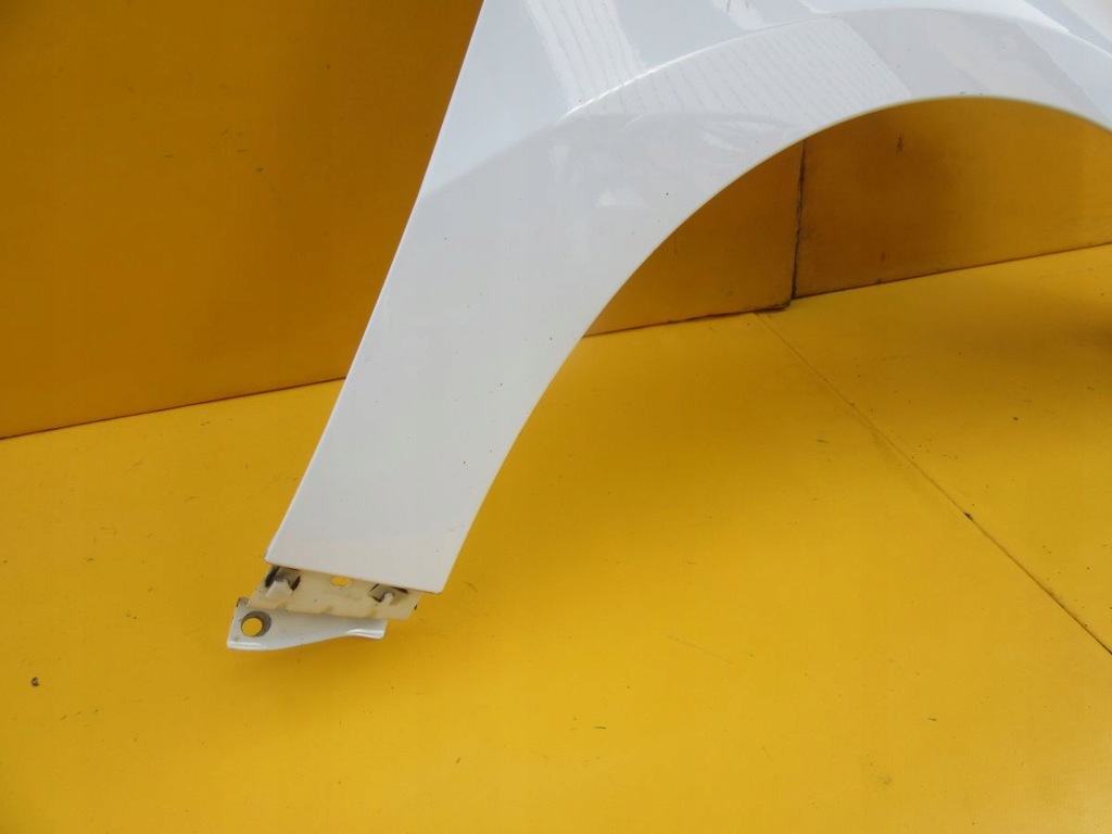 фото №15, Chevrolet volt 2013 крила перед