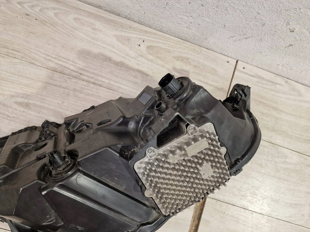 фото №13, Land rover range rover velar l560 laser m8a2-13w030-ha