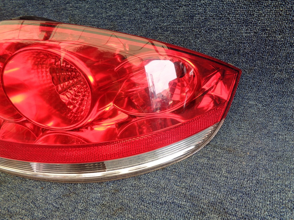 фото №2, Лампа 51753752 fiat linea 2007-2015r. права задня