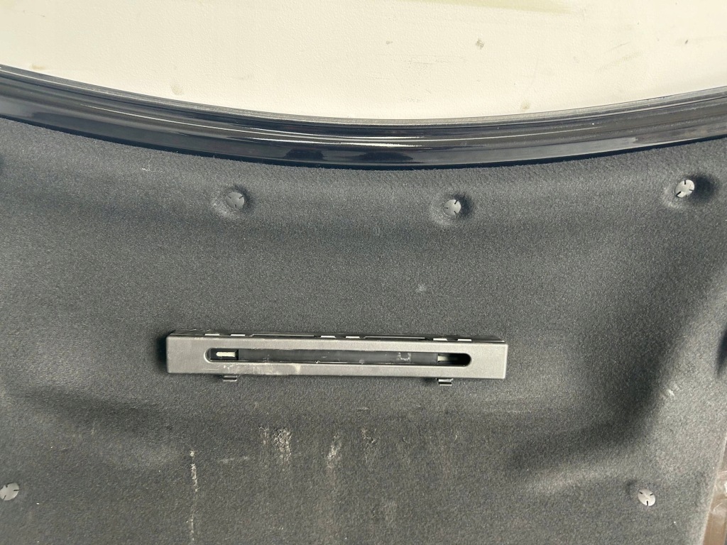 фото №9, Кришка багажника багажника камера комплектна mercedes w213 sedan 197