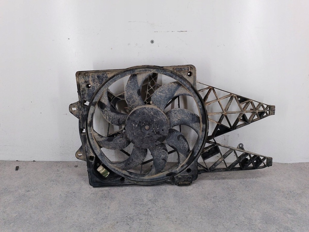 фото №1, Вентиляторы радиатора opel combo d 89600010r denso 1.6 cdti