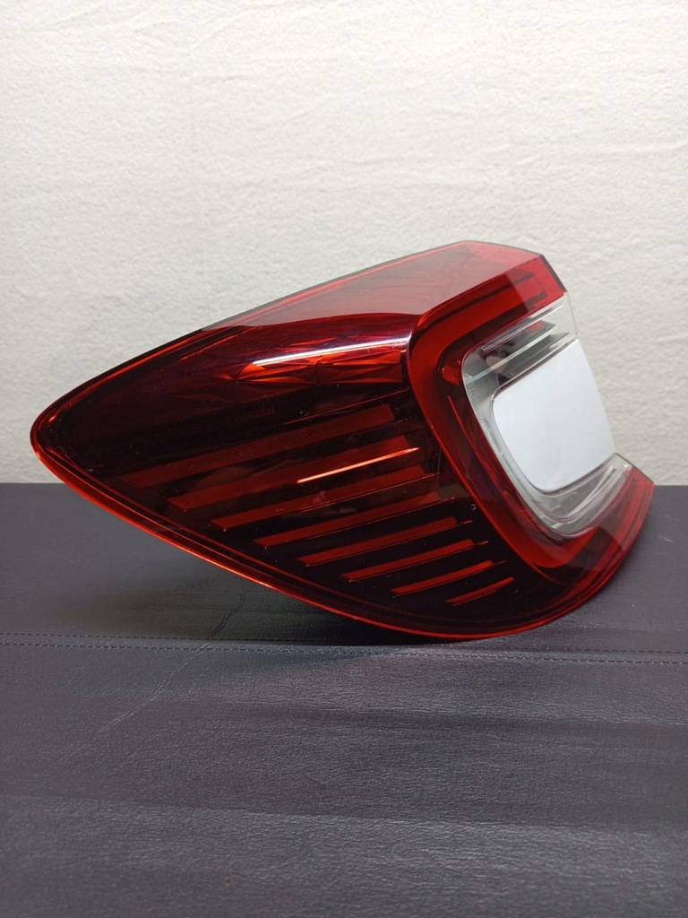 фото №1, Renault captur ii лампа задняя левая левый задняя