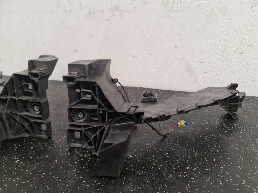 фото №8, Audi q7-4m0- pas передний с замками