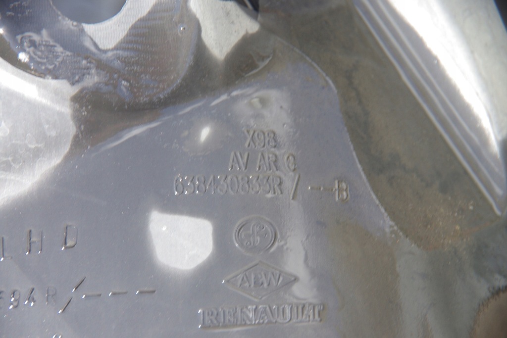 фото №2, Підкрилок ліва передні renault clio iv 638430833r