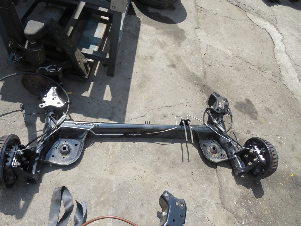 фото №1, Oś задняя балка renault zoe