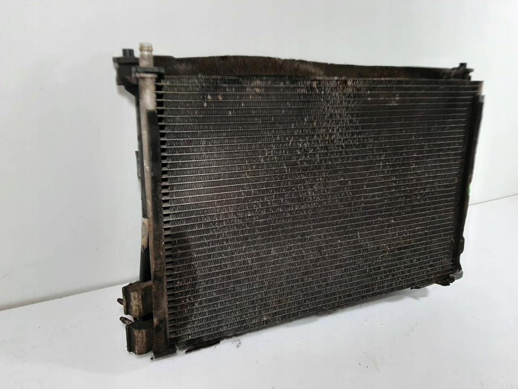 Ford fiesta mk5/mk6 рестайлинг  1.25 16v 06r радиатор воды вентилятор комплект Оригинал