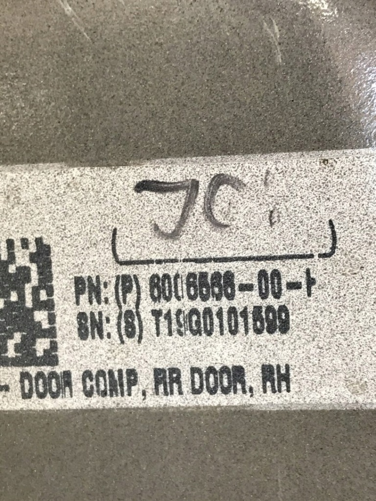 Tesla model s дверь правый задняя задние Доставка