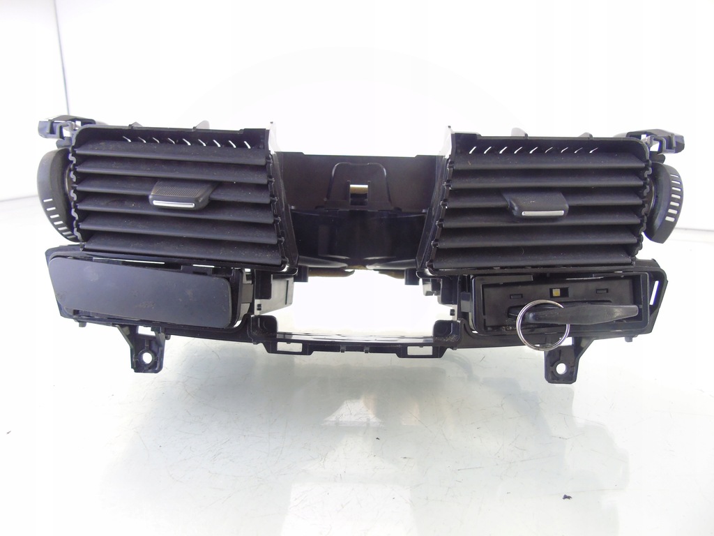 фото №2, Решётка обдув замок зажигания ключ renault laguna iii