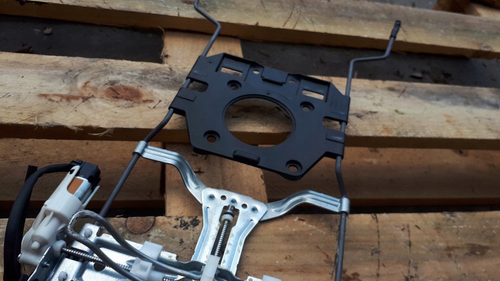 фото №12, A5 8w опора поясница каркас 3q0881879g