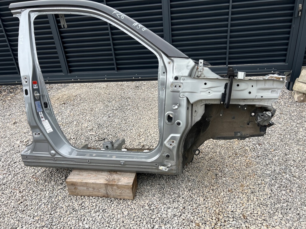 фото №1, Suzuki vitara поріг правий rok 2022