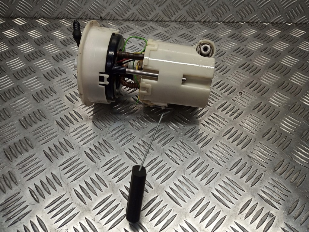 фото №1, Насос пального поплавок mazda 2 de 1.3 zj381335xb