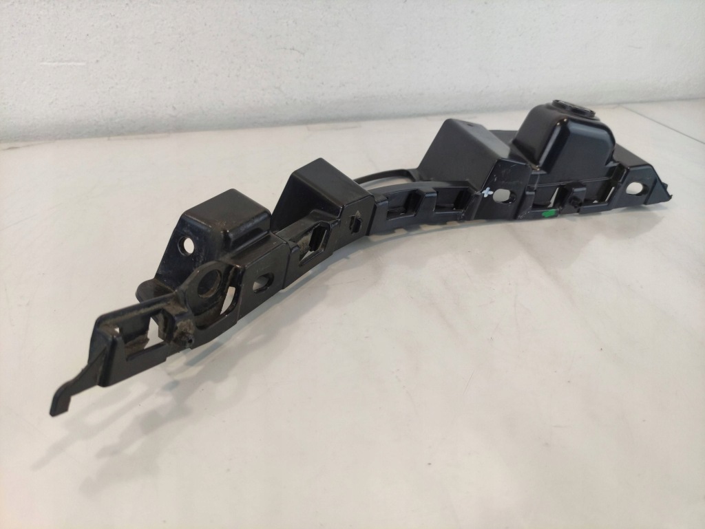 Mercedes-benz sprinter w910 кронштейн  бампера праві перед a9108850500 Недорого