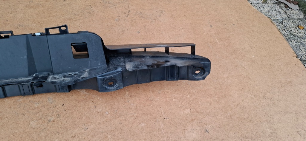 фото №10, Land rover discovery v l462 усилитель направляющая бампера перед hy32-17a793-ab