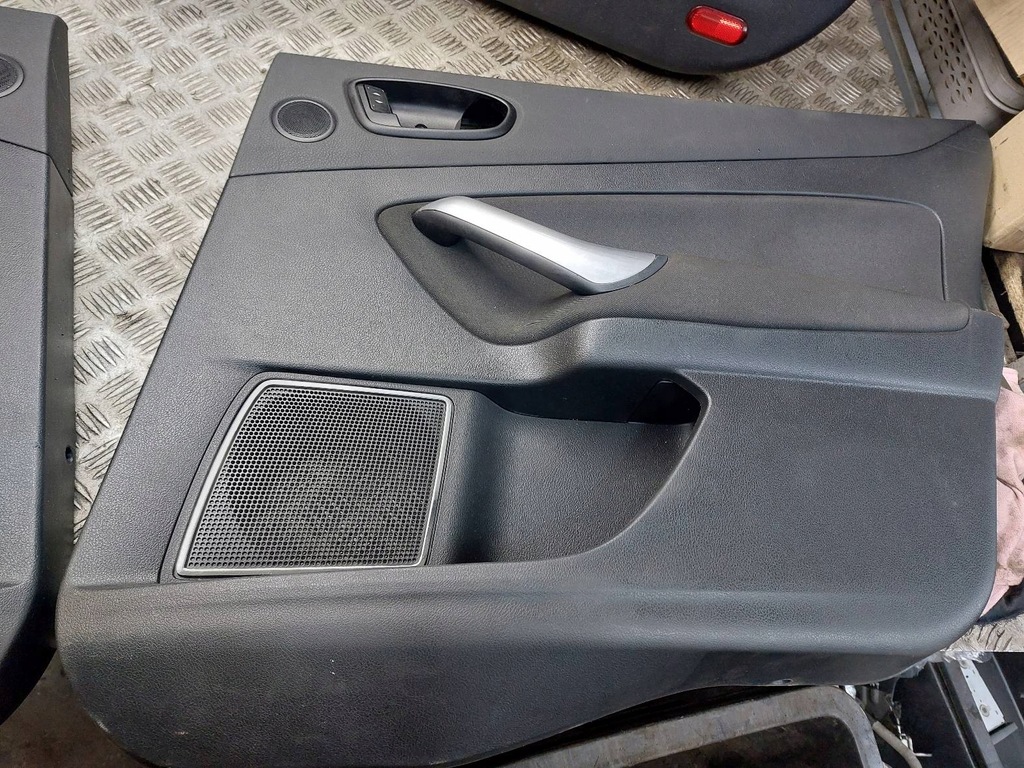 фото №7, Обшивки двері комплект 1/4 ford mondeo mk4