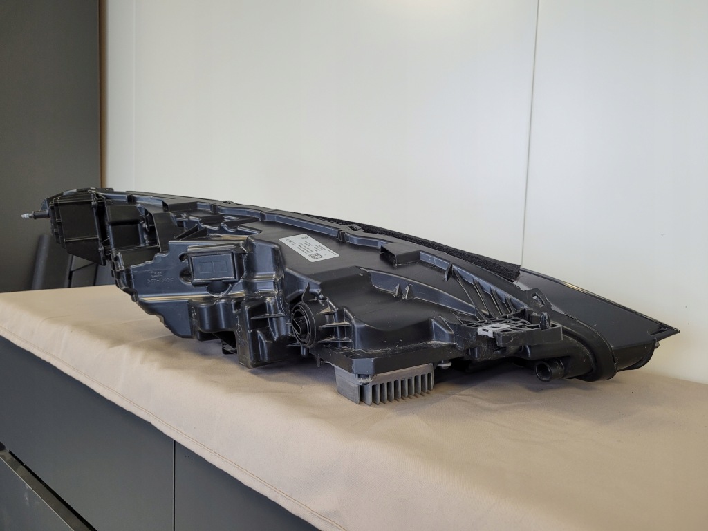 Tesla 3 лампа лівий перед ліва передня full led highland 1760888-00-e Доставка