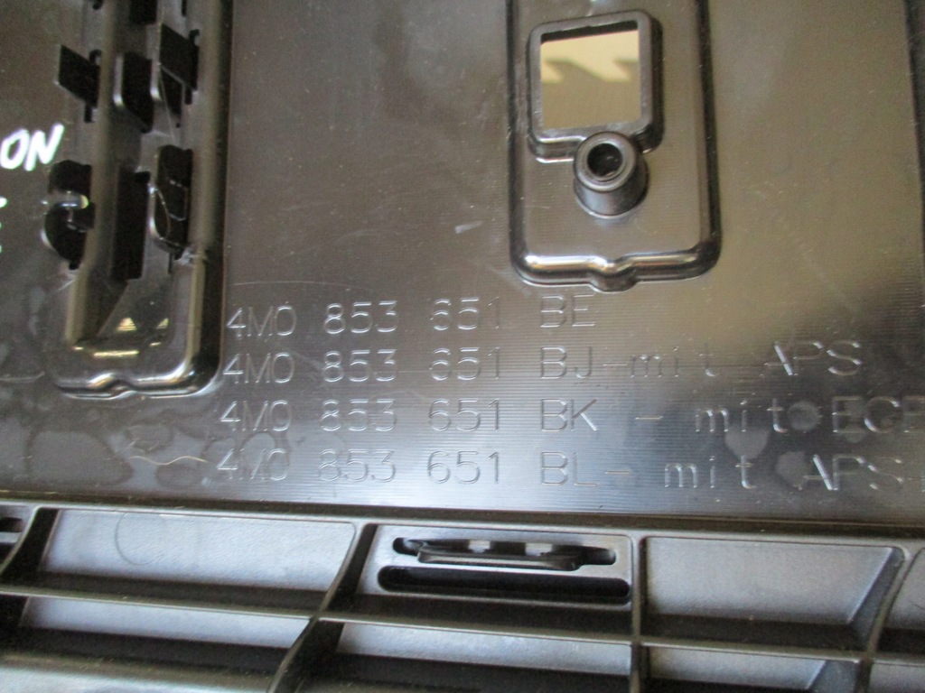 фото №8, Решітка радіатора решітка радіатора audi sq7 q7 e-tron ii 2 lift 4m0 853651be 2023r-