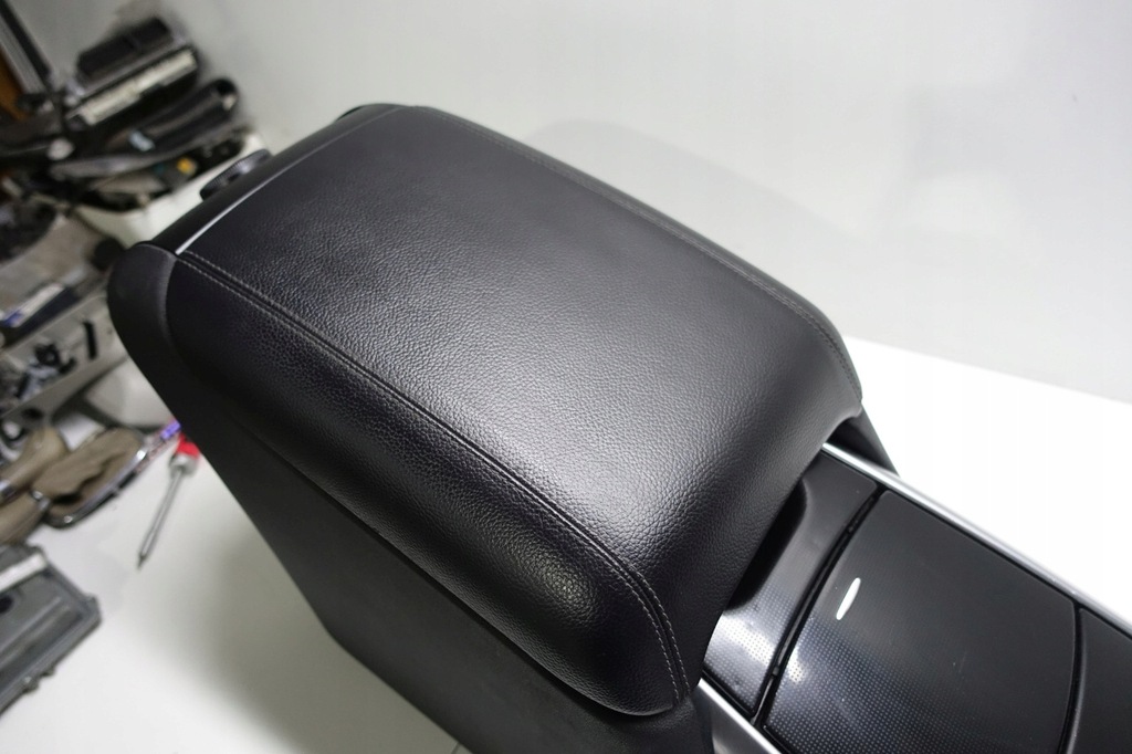 фото №9, Mercedes w251 підлокітник тунель бардачок r-klasa