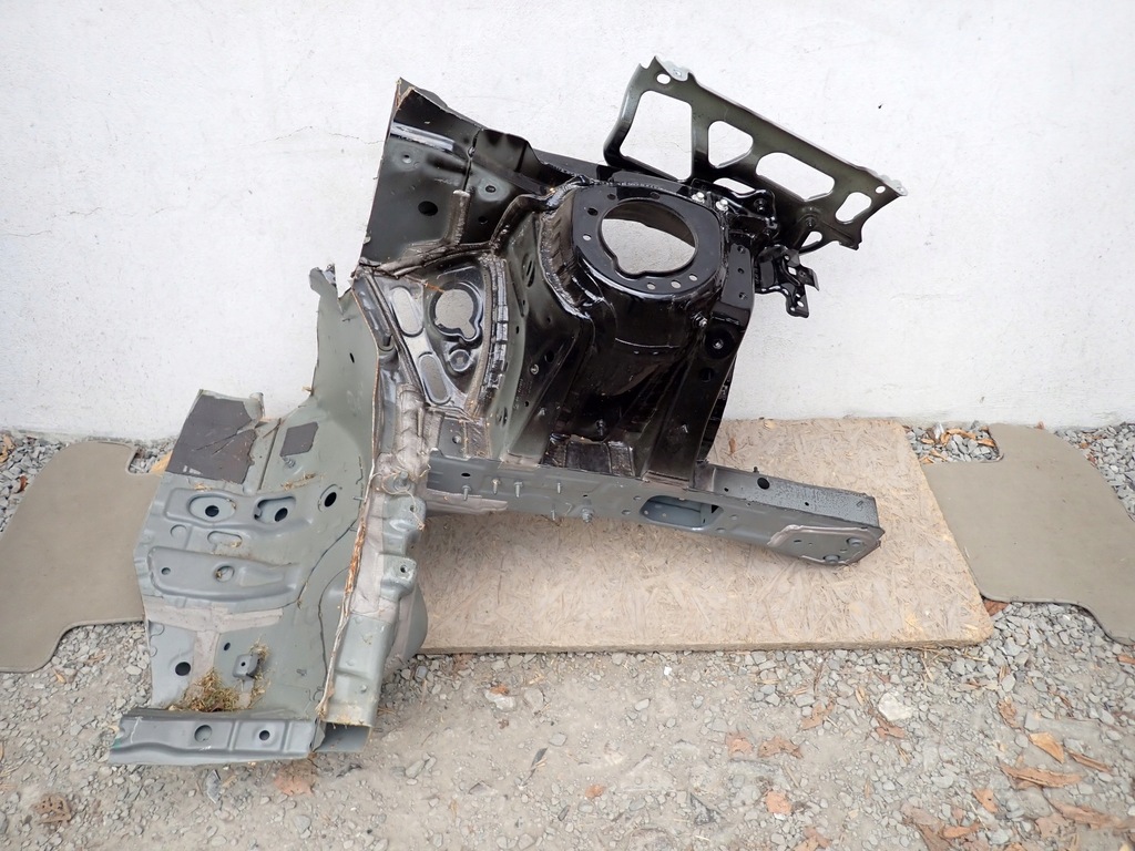 фото №1, Чверть ліва передня лівий перед mini countryman u25 2023-