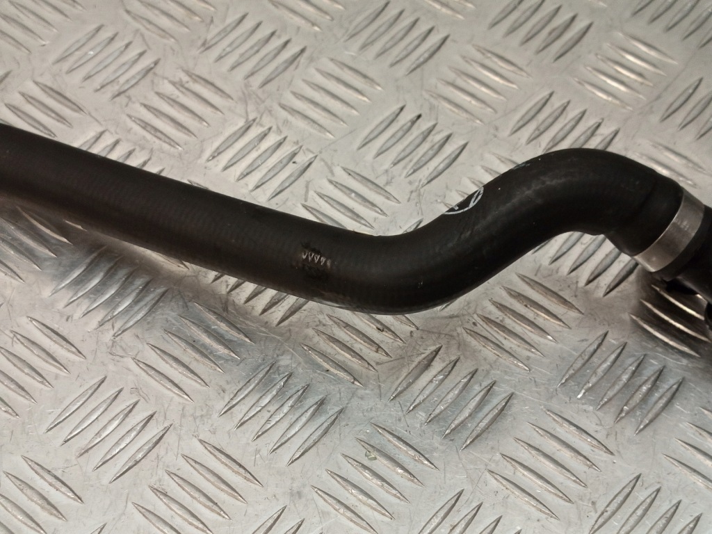 Bmw i3l g28 i4 g26 пабтрубок  шланг труба воды радиатора 8477900 Киев