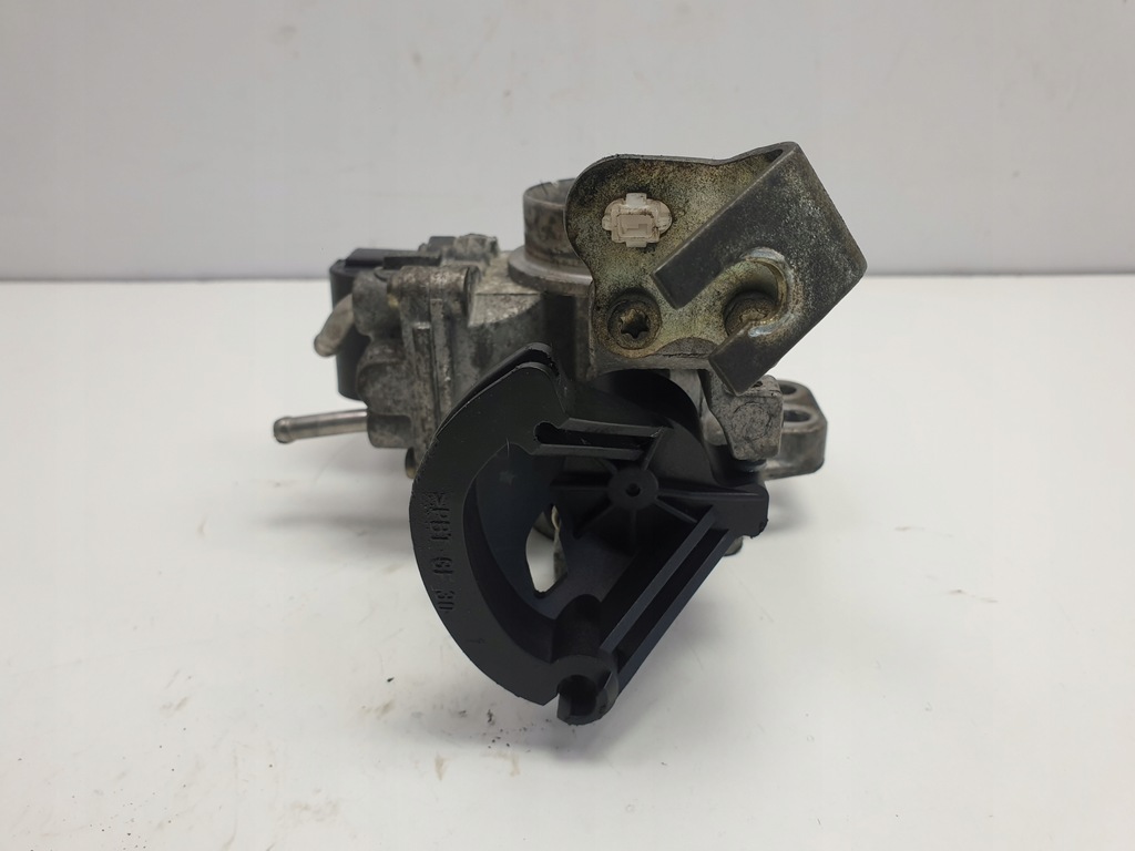 фото №6, Toyota yaris i 1.33 vvti дроссельная заслонка