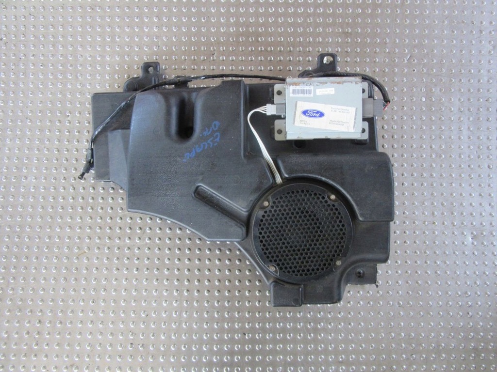 фото №1, Ford escape i динамік сабвуфер + підсилювач org