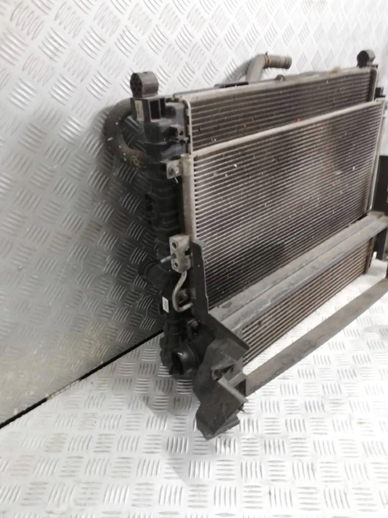 фото №13, Opel mokka 1.7 cdti pas передний радиатор комплект