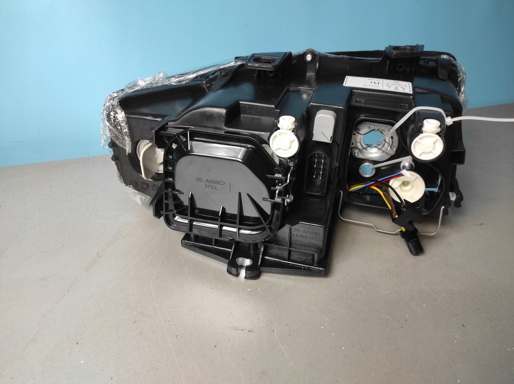 фото №9, Лампа перед левая audi a4 b6 h7+h7+py21w+w5w