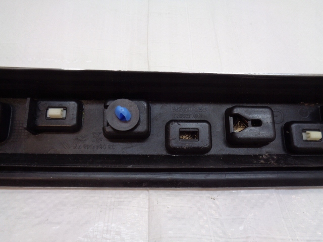 фото №11, Peugeot 2008 ліва молдинг хром дах 9806404877