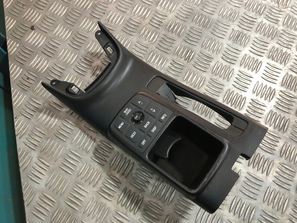 фото №1, Toyota avensis t25 переключатель панель навигации