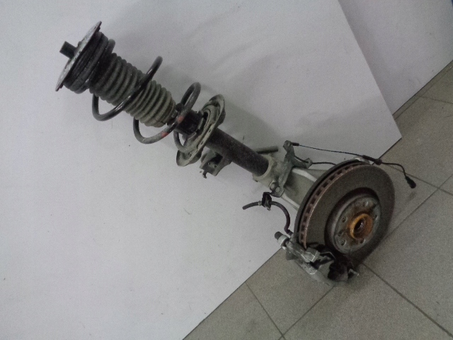 фото №1, Mcperson поворотный кулак левая renault austral 1.3 mild hybrid 2023 rok