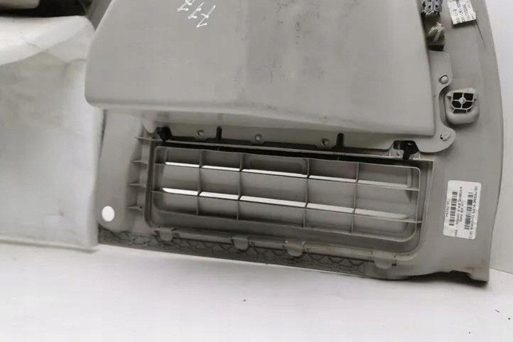 фото №9, Левая обивка багажника chrysler grand voyager v rt 1gl77es3ae 2.8l