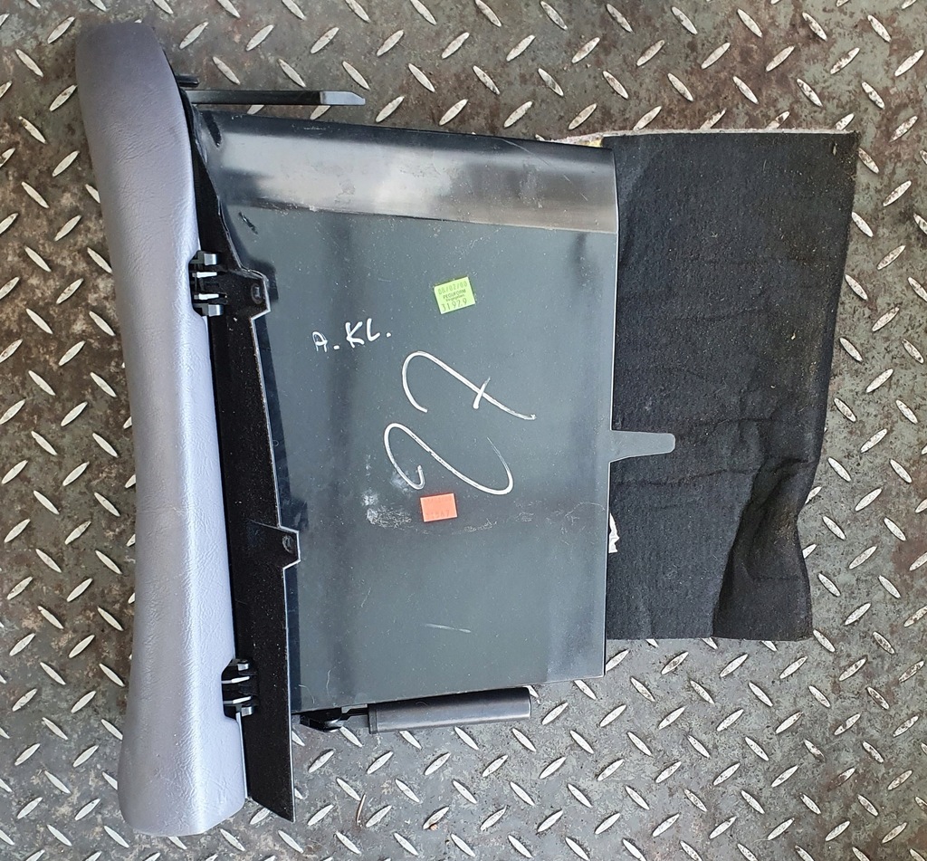 фото №4, Бардачок пассажира mercedes a160 w168