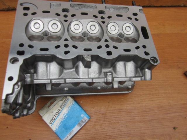 фото №15, Opel corsa c d agila 1.0 12v z10xep вали розподільного валу комплект головки oryg bdb