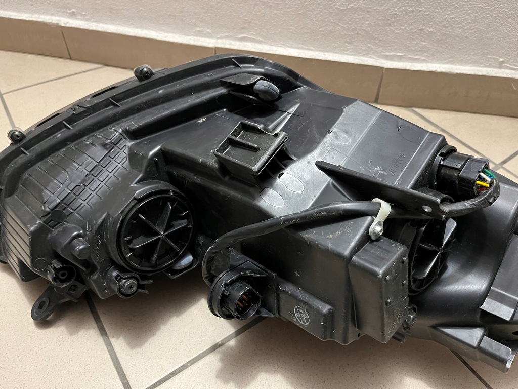 фото №11, Hyundai ix20 ix-20 10- лампа передняя перед левая