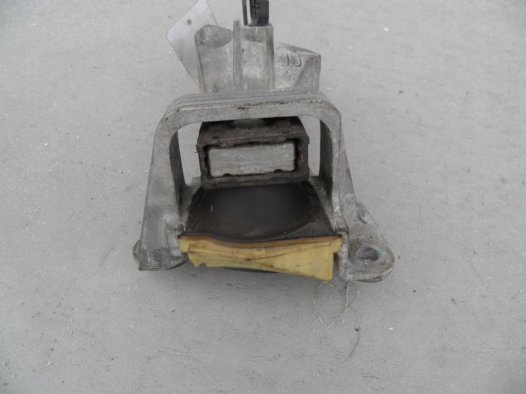 фото №3, Подушка двигателя кронштейн renault megane ii scenic