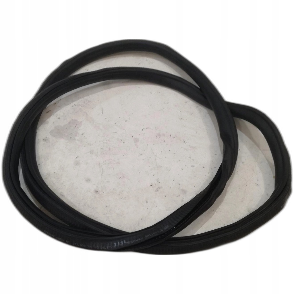 фото №1, Porsche panamera 971 прокладка двері задня 971833721