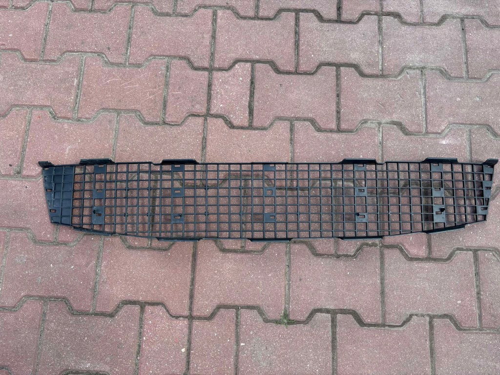 фото №1, Решётка бампера перед renault modus 8200665823