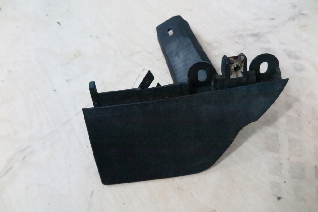 Купити Бризковик накладка праві volkswagen golf vi 1k0854856b