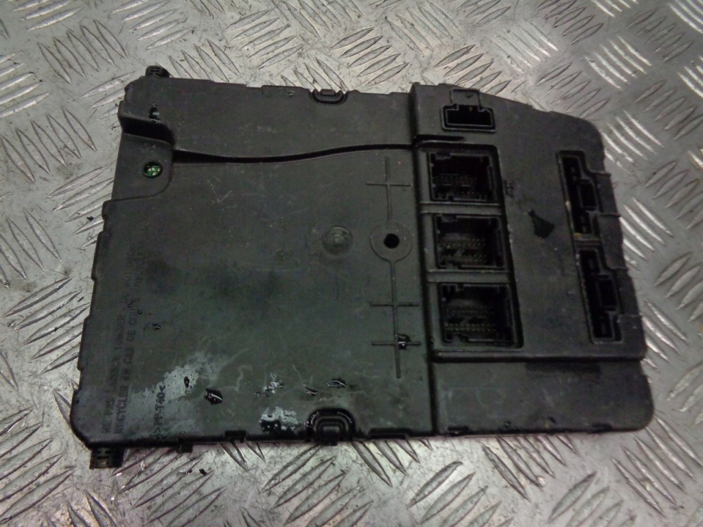 фото №1, Коробка модуль bsi megane ii 1.9 dci 8200433200