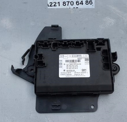 фото №1, Модуль дверь правый перед mercedes s w221 2218706486