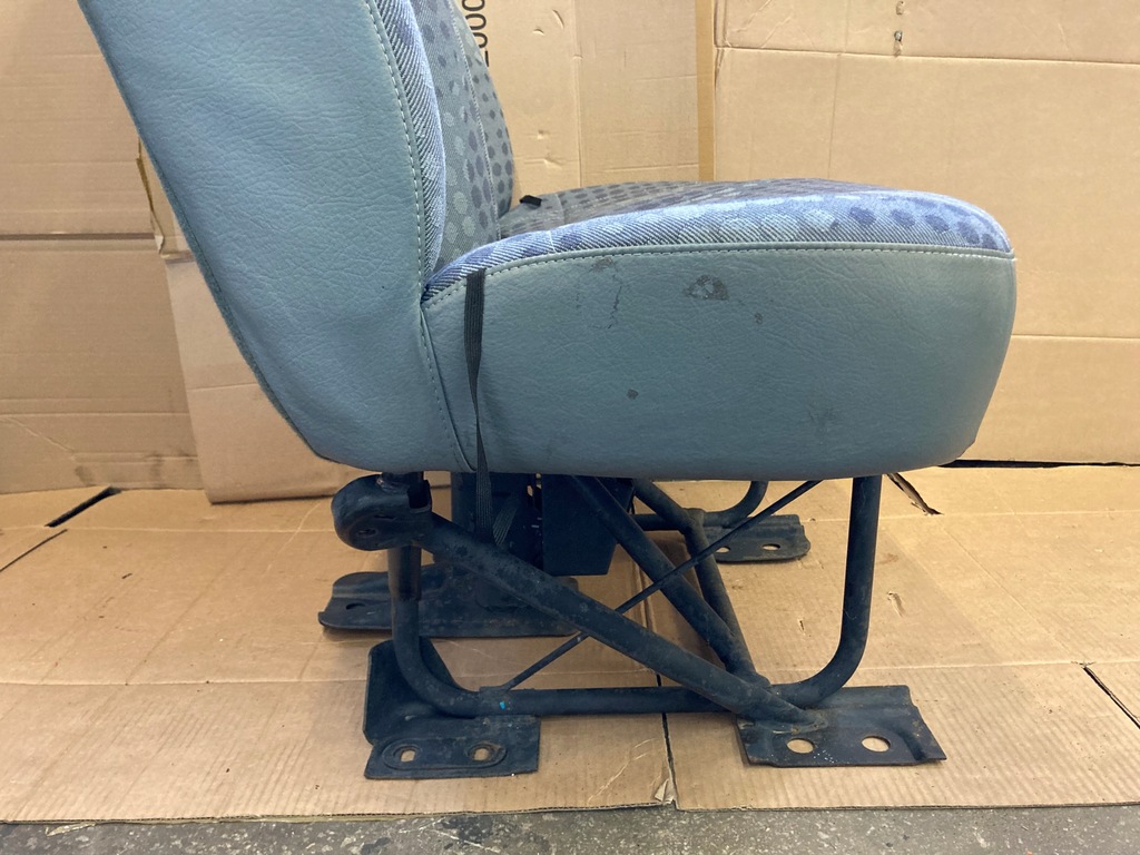 фото №9, Ford transit 06- сиденье двойной правый заднее сиденье