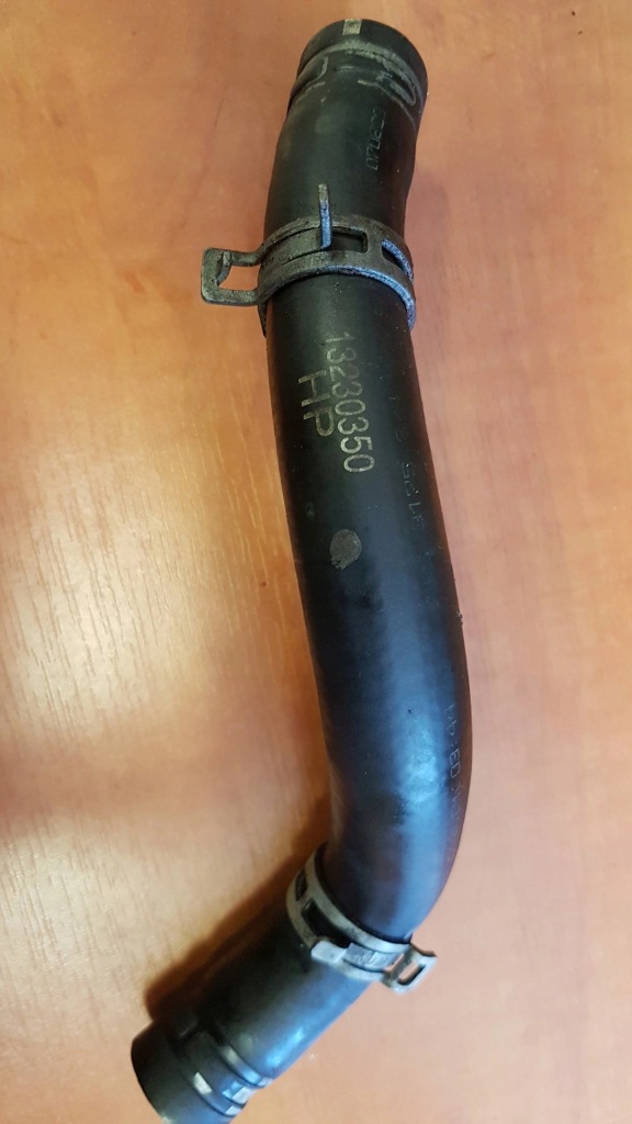 Купити Труба патрубок шланг води insignia 2.0 cdti 13230350