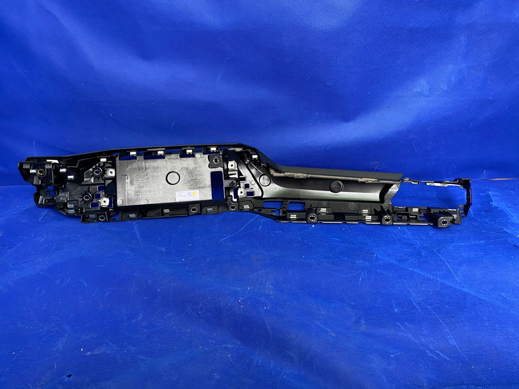 фото №6, Audi e-tron 55 молдинг dekor заглушка консолі панелі приладової панелі 4kl857736