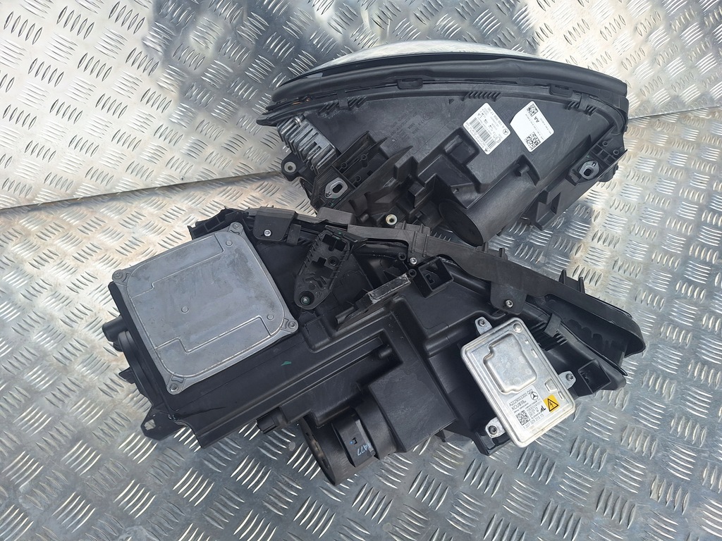 фото №9, Mercedes gla x156 лампы bi-xenon полный