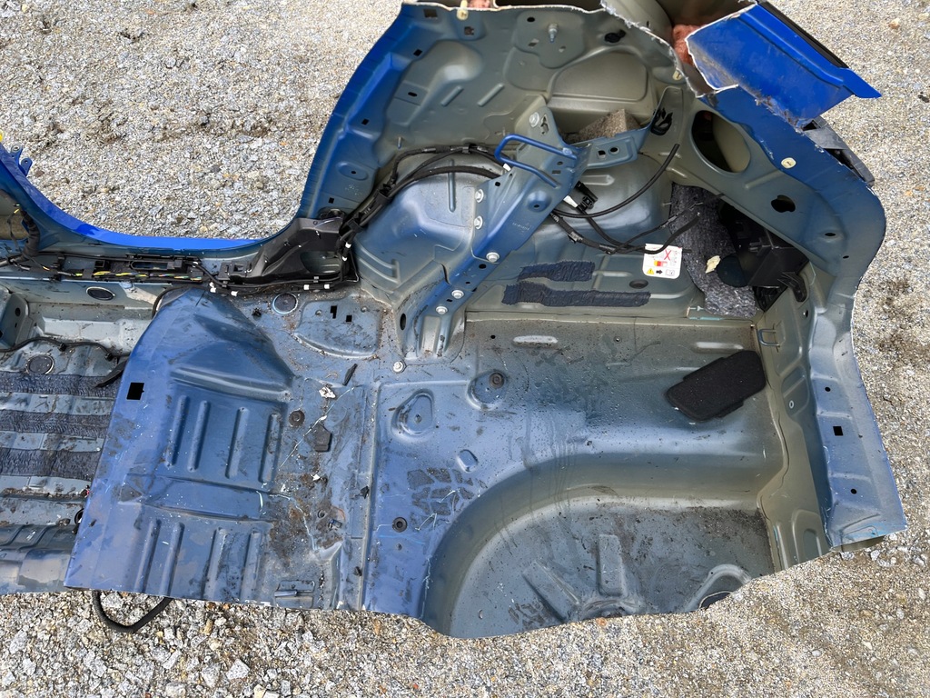 фото №11, Чверть правий задня крила правий задня блок двигуна opel corsa f