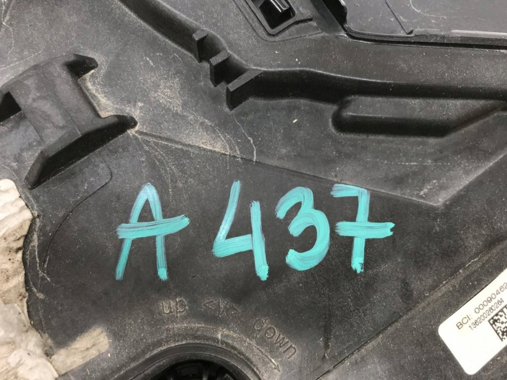 Audi q7 4m рестайлинг  фара фара левый full led 4m0941011b в Украине