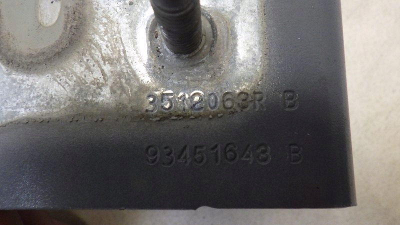 фото №7, Кронштейн кронштейн петля капот левый trafic iii